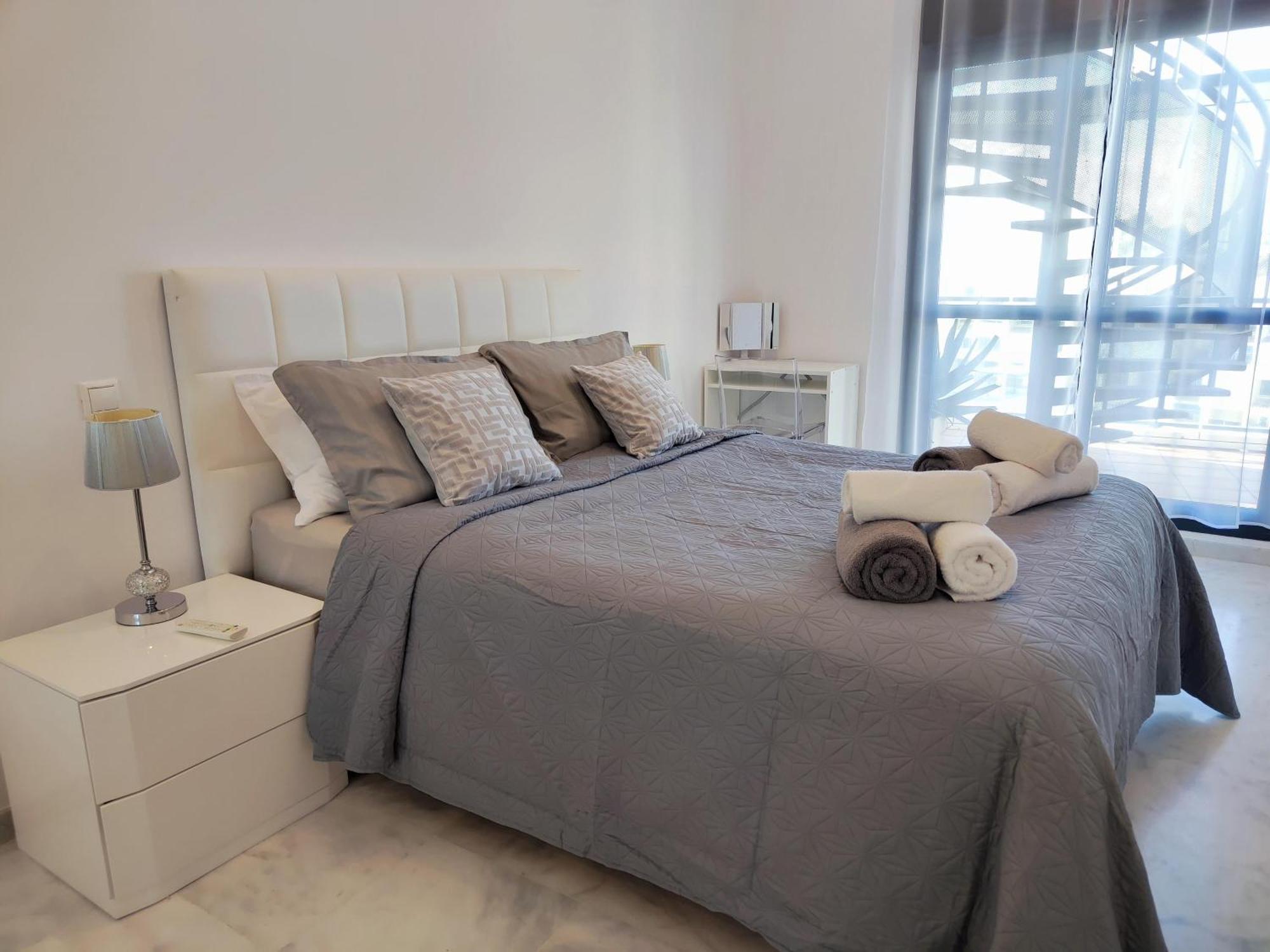 Apartmán Luxury Duplex Infinity Pool Ehhouse Estepona Exteriér fotografie